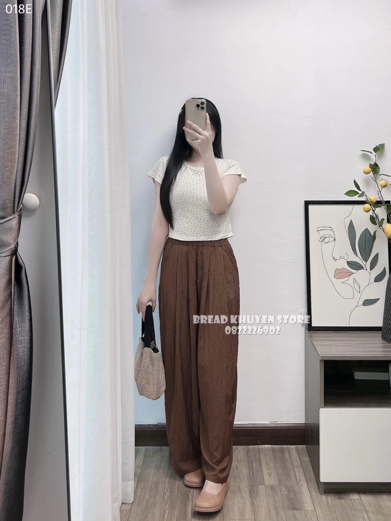 Quần suông chấm bi
