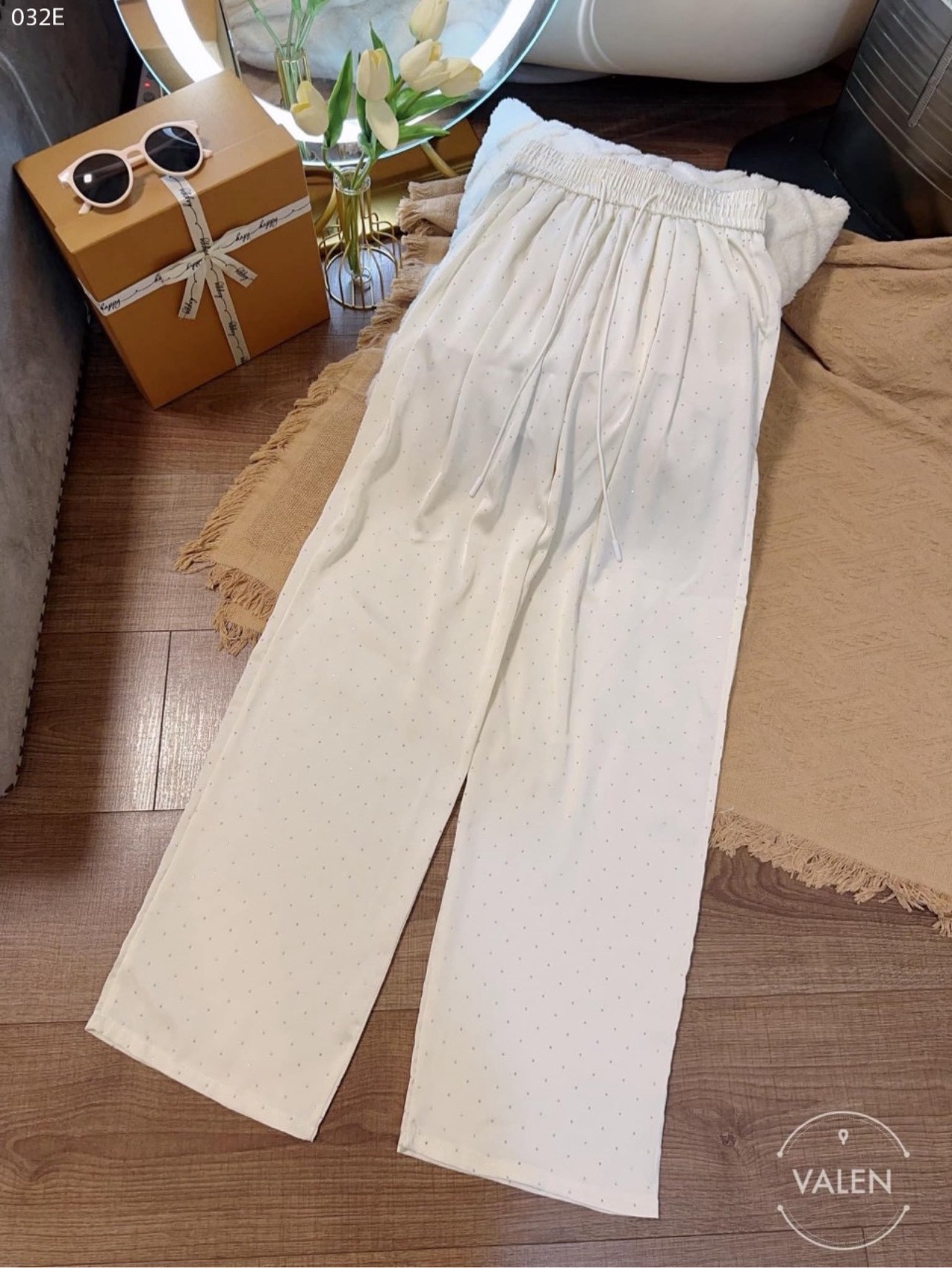 Quần suông chấm bi siêu hot