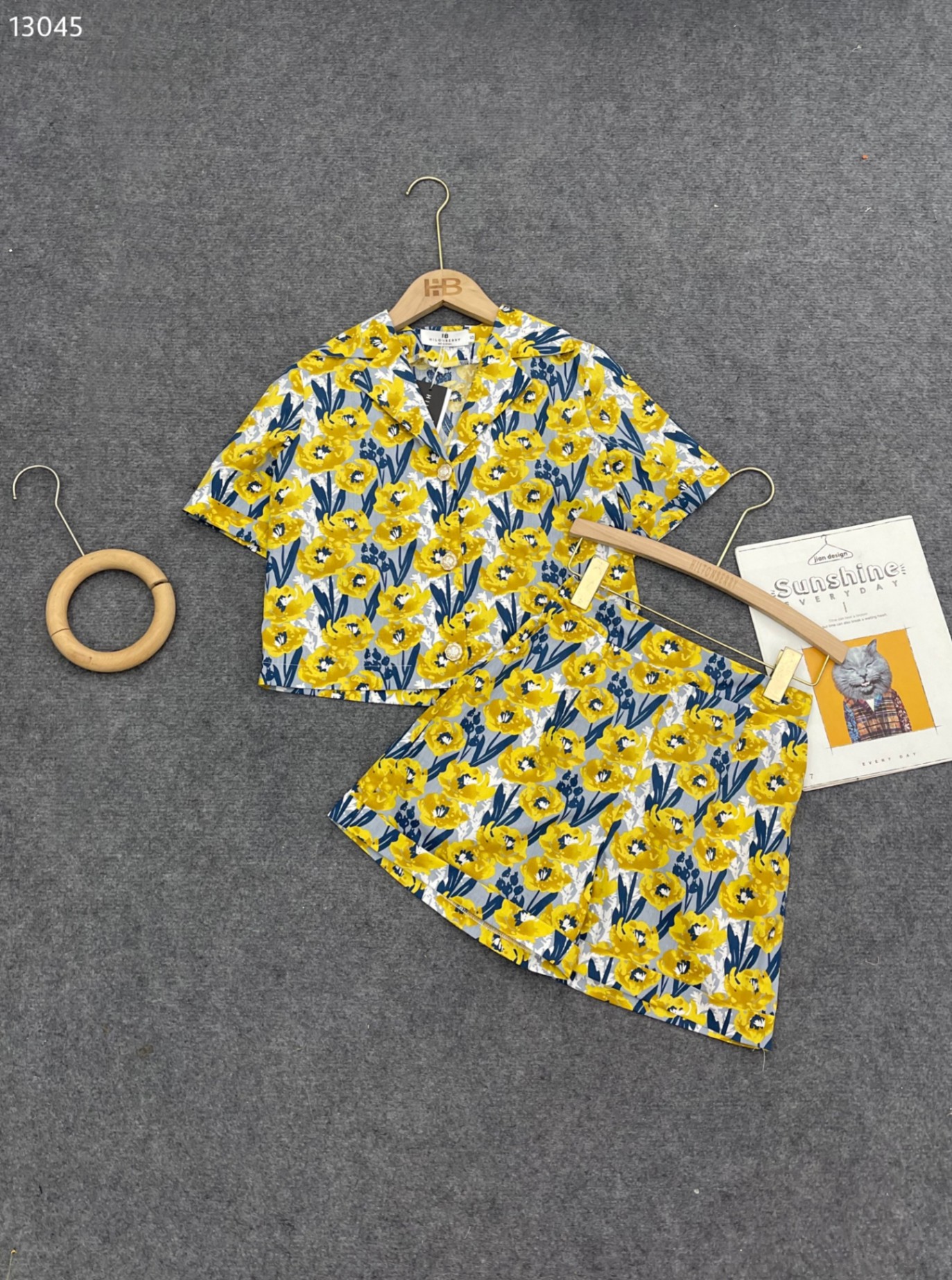 Set bộ cộc đùi hoa