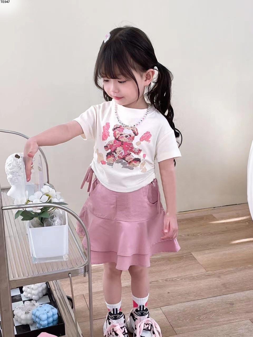 Bộ cotton bé gái in gấu sơn màu