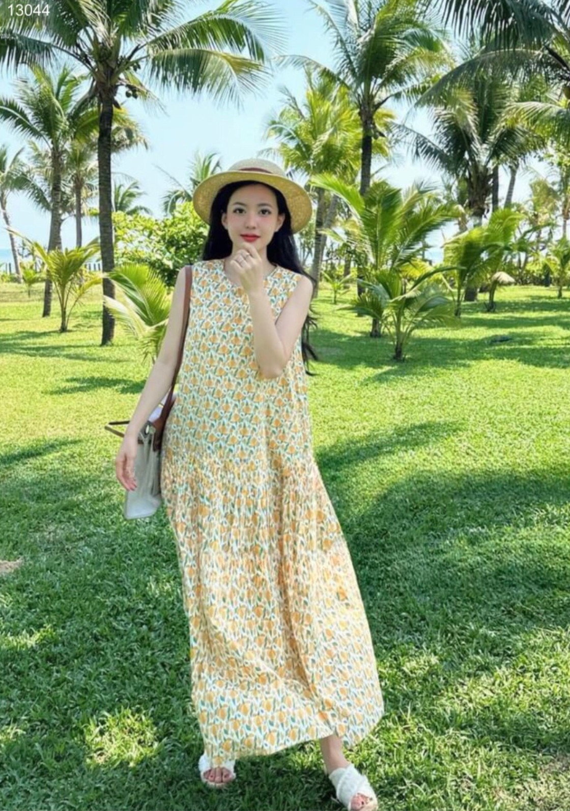 Đầm váy cổ tròn dáng suông