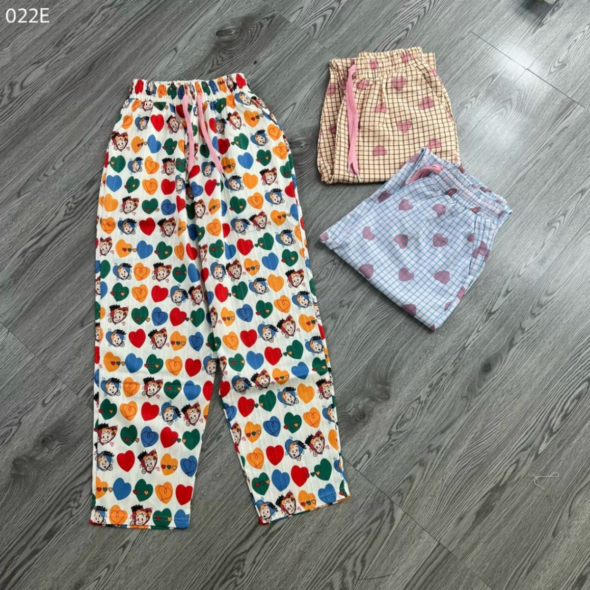 Quần baggy họa tiết