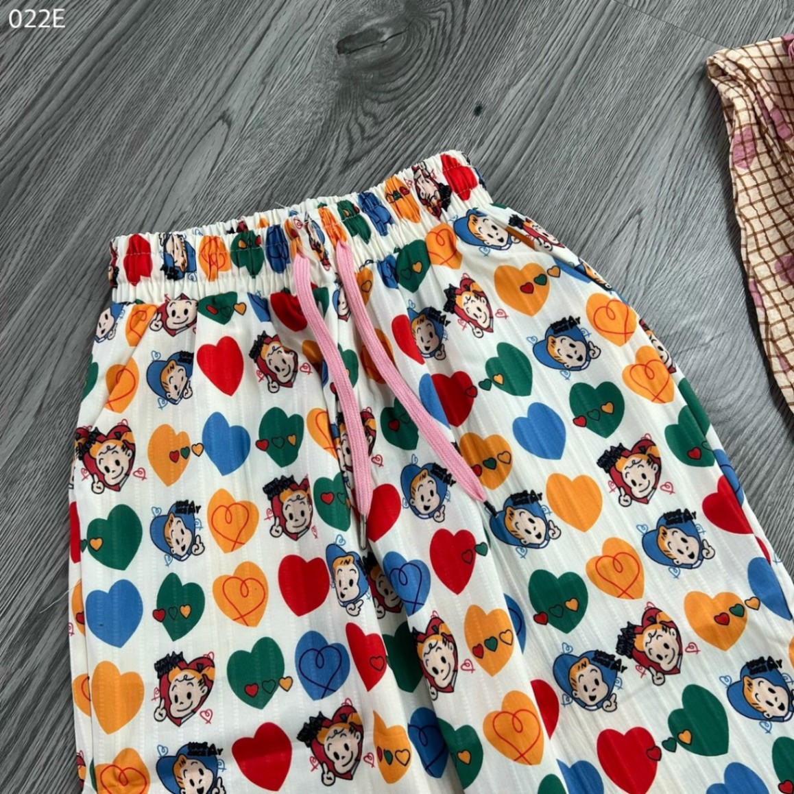 Quần baggy họa tiết
