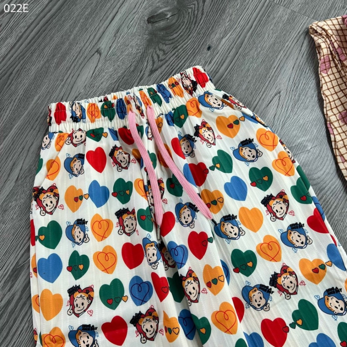 Quần baggy họa tiết