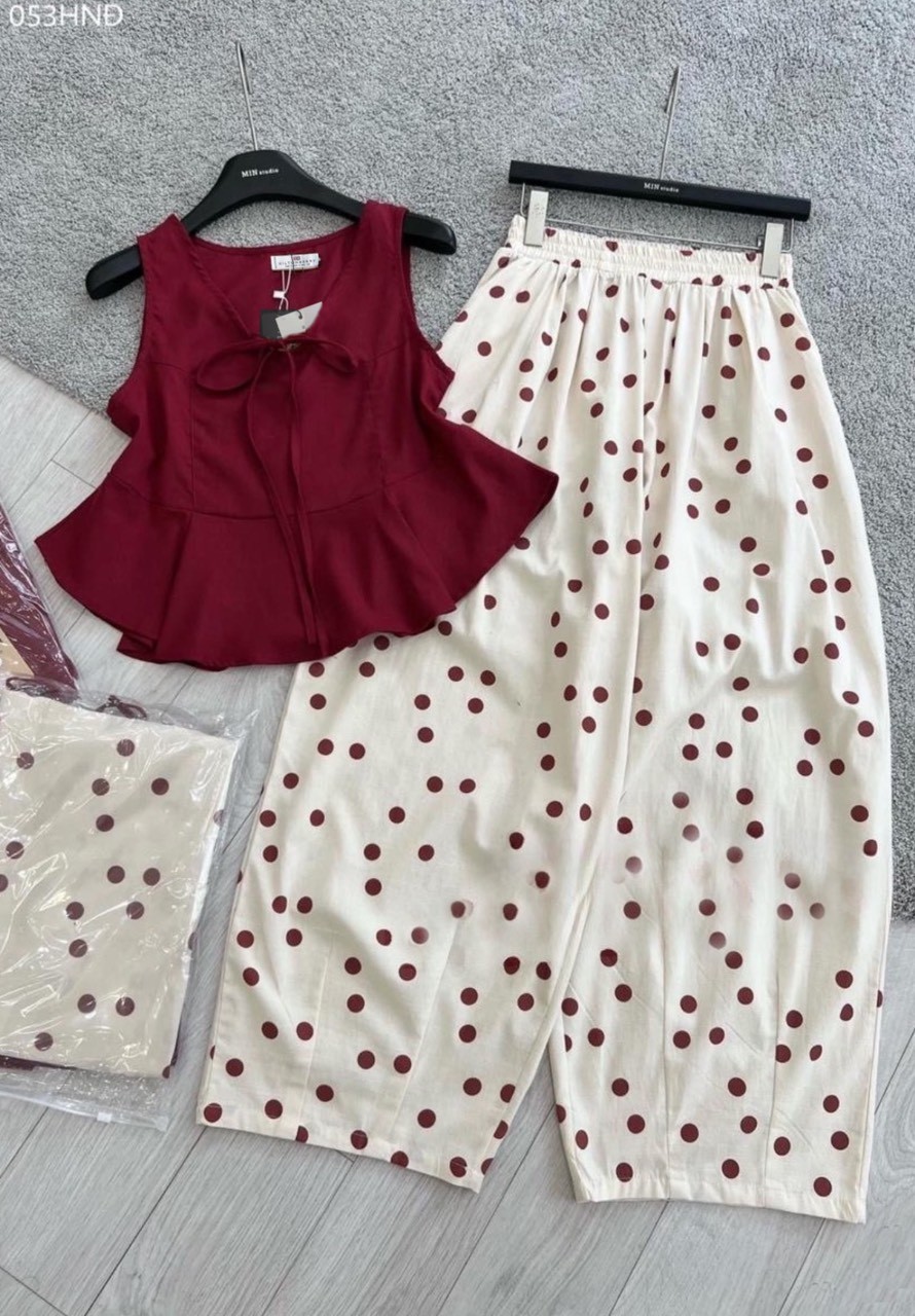 Set áo đô mix quần chấm bi