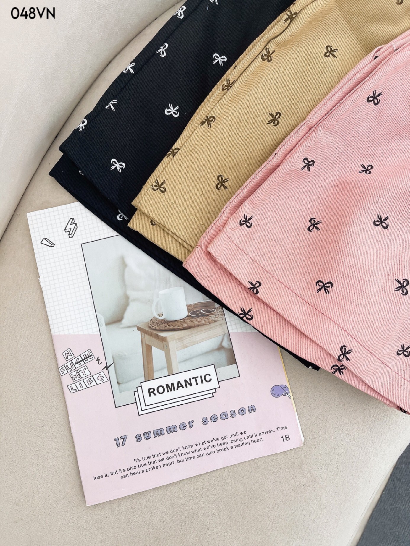 Áo hai dây đính nơ mix quần short hoạ tiết nơ