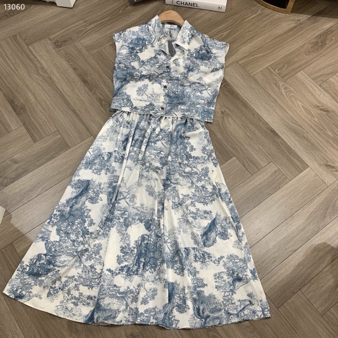 Set đầm lụa cổ sơ mi
