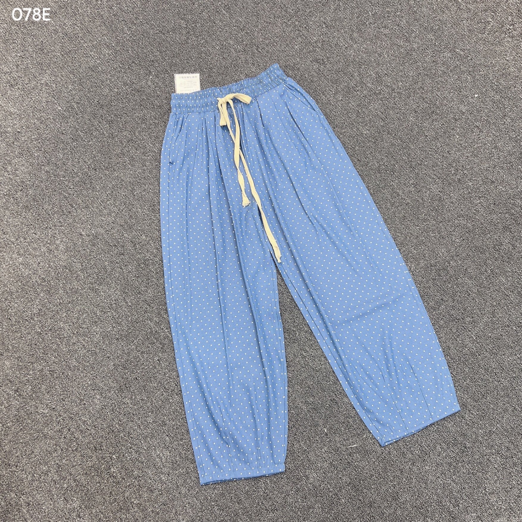Quần jean giấy baggy