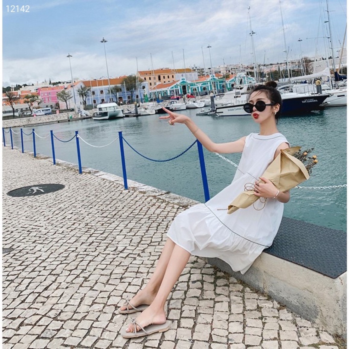 Váy sát nách viền chỉ