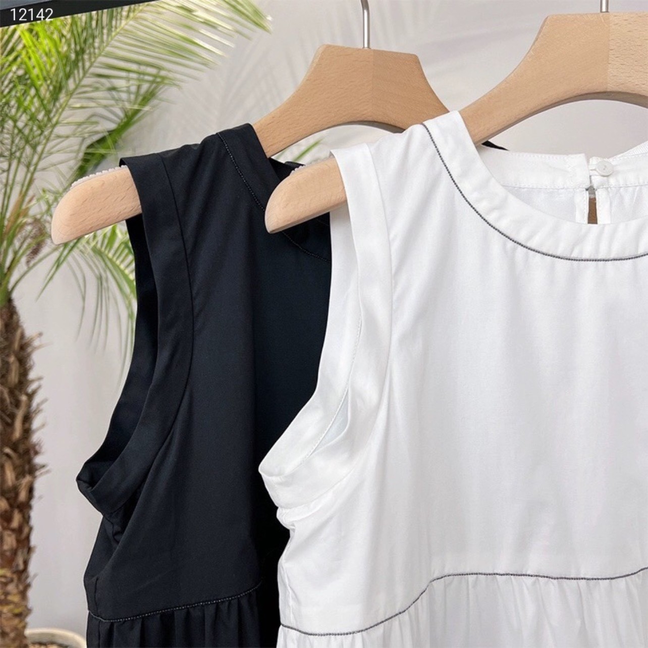 Váy sát nách viền chỉ
