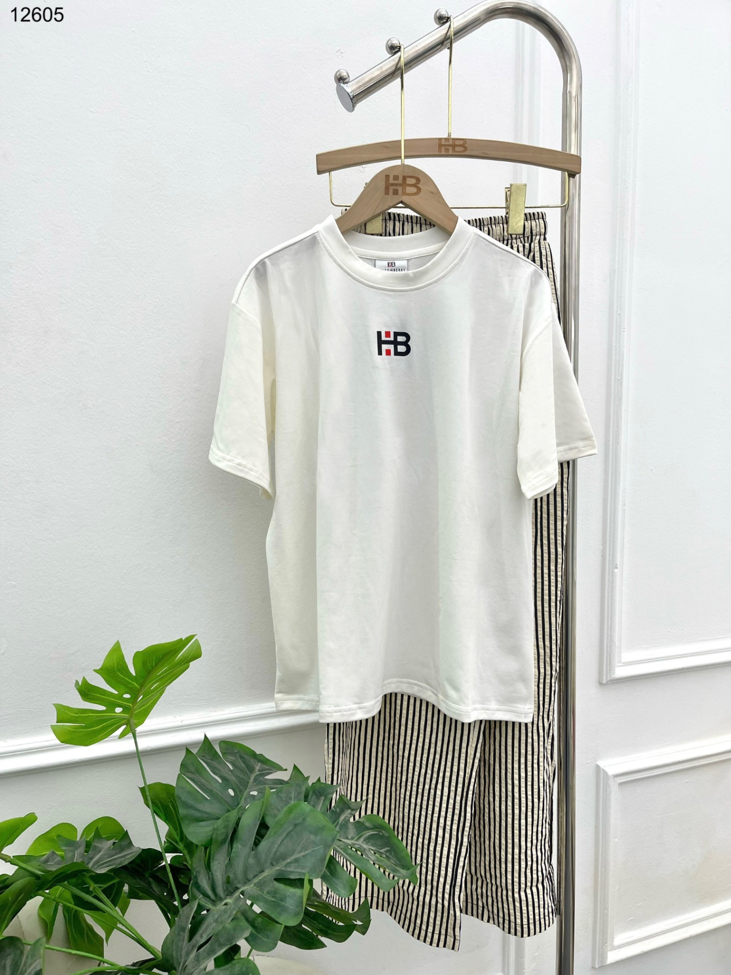 Set bộ áo phông quần kẻ