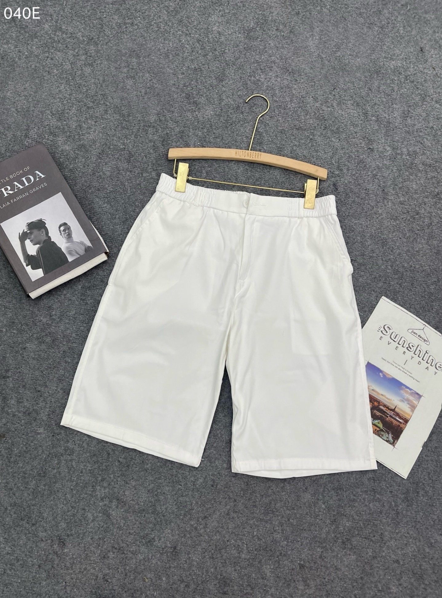 Short kaki