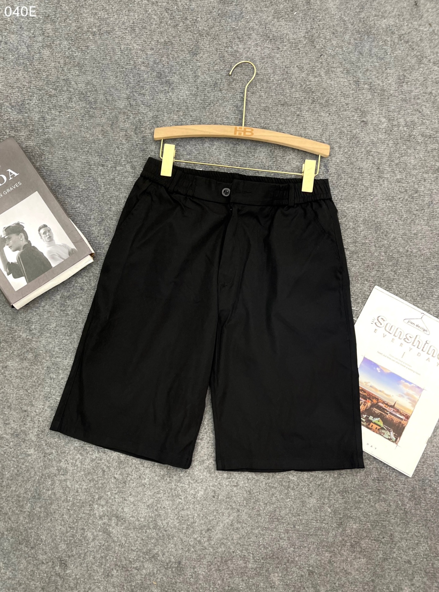 Short kaki