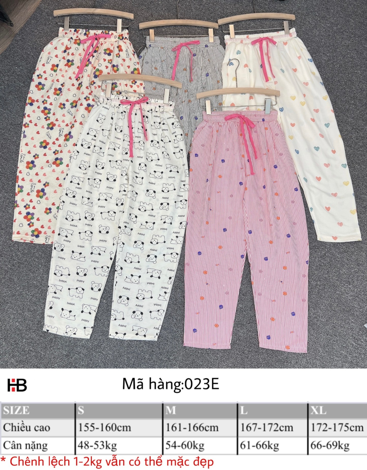 Quần baggy hoạ tiết