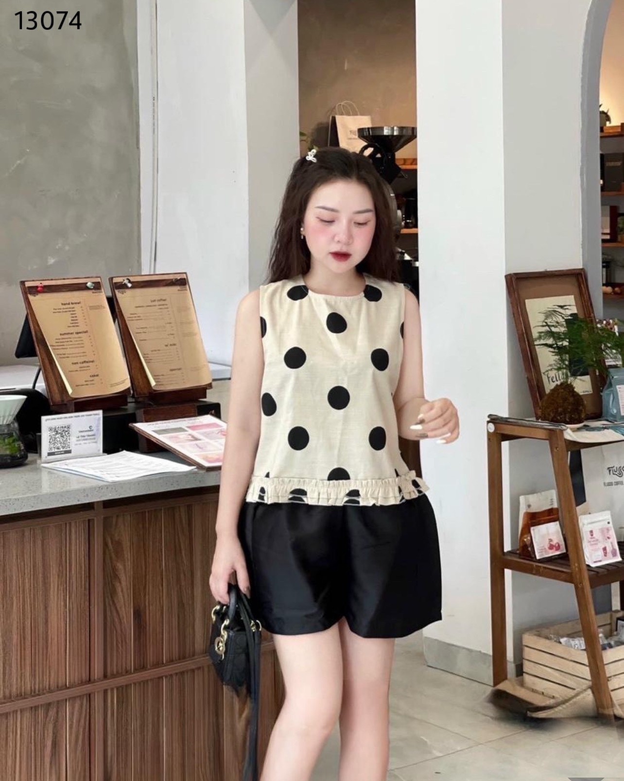 áo sát nách chấm bi