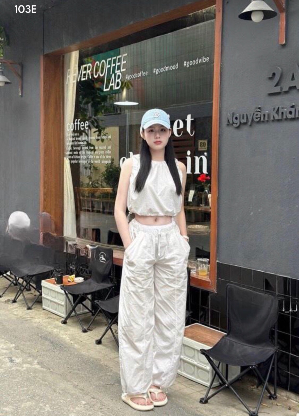 Quần jogger dù