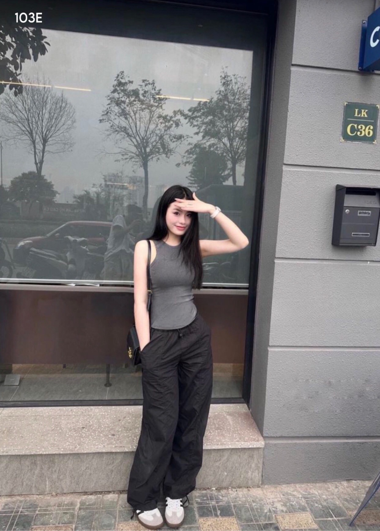 Quần jogger dù
