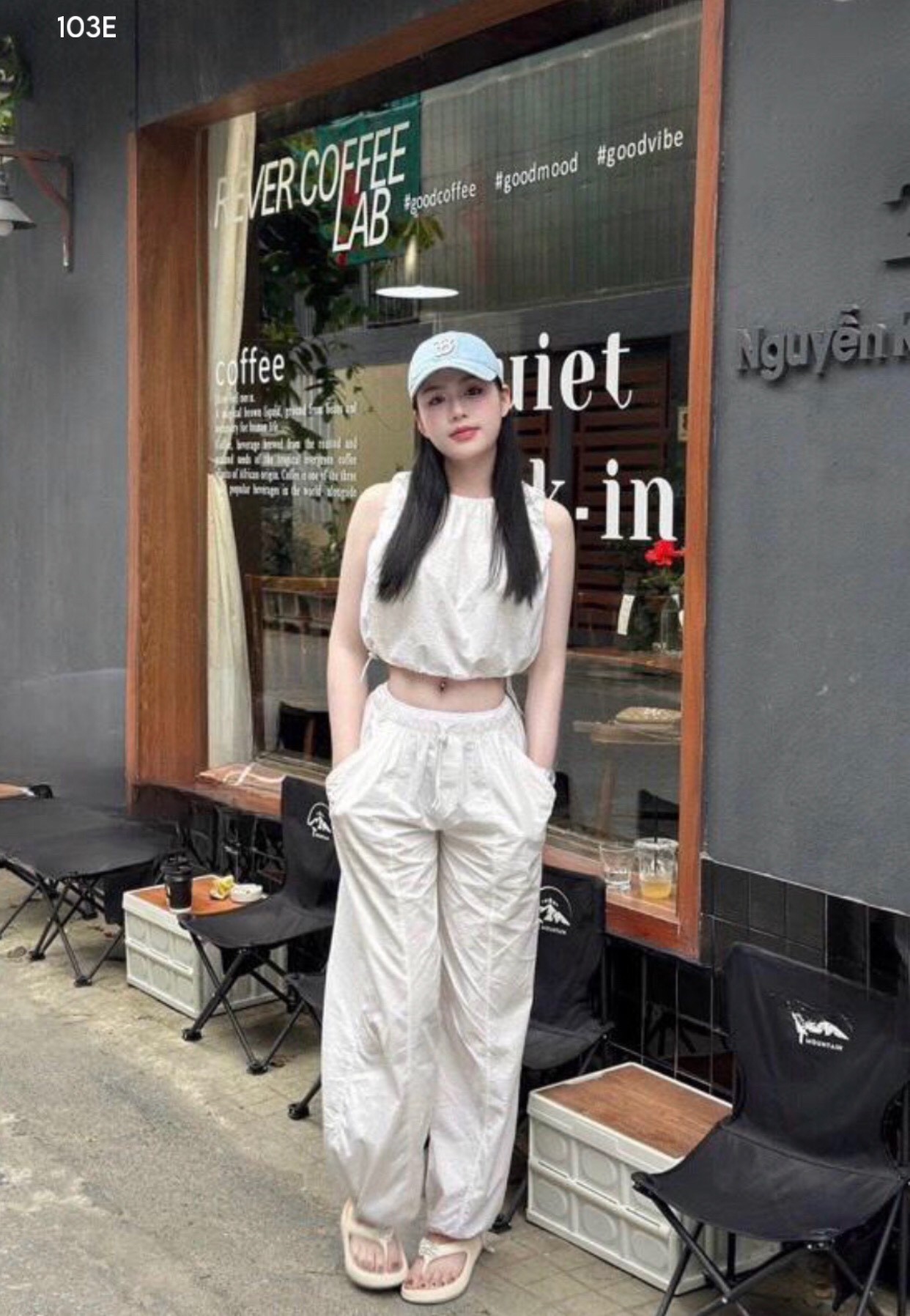 Quần jogger dù