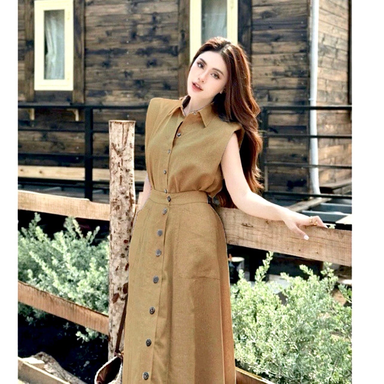 Set linen cổ Đức kèm chân váy dáng dài
