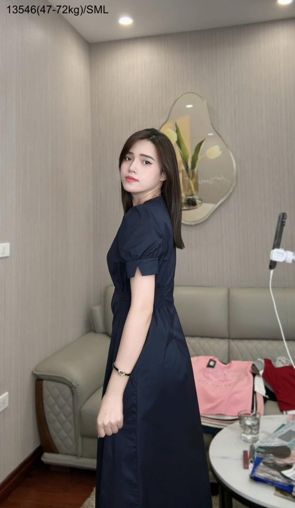 Váy xòe dáng dài tay ngắn