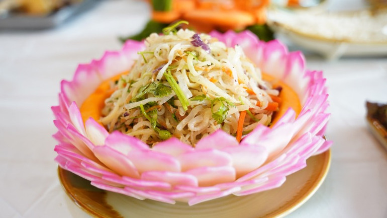 Dac-sac-Hoi-thi-am-thuc-Bat-Trang_482218702-9815162808494882-248351522298894019-n-9708-3341-7479-2271.jpg