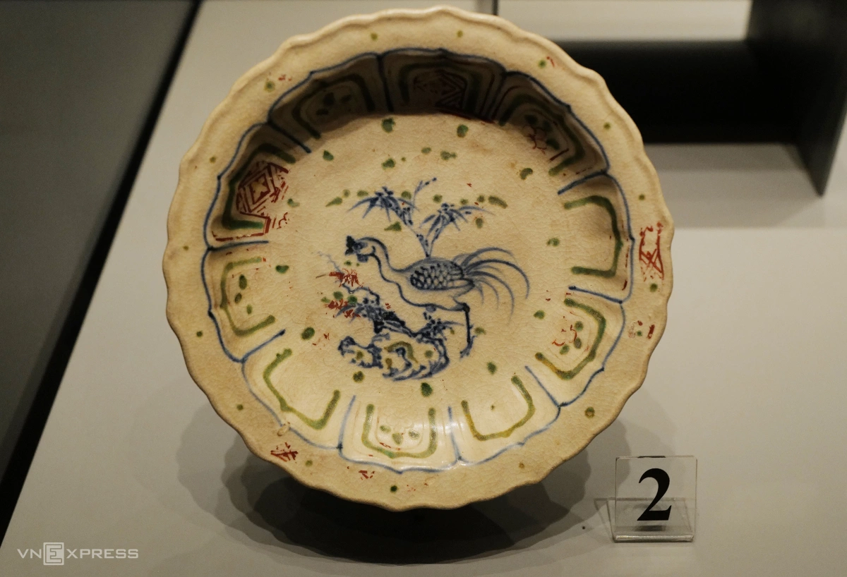 Hien-vat-dac-sac-trong-hanh-trinh-lich-su-gom-Viet-_10-JPG-1637136202.webp