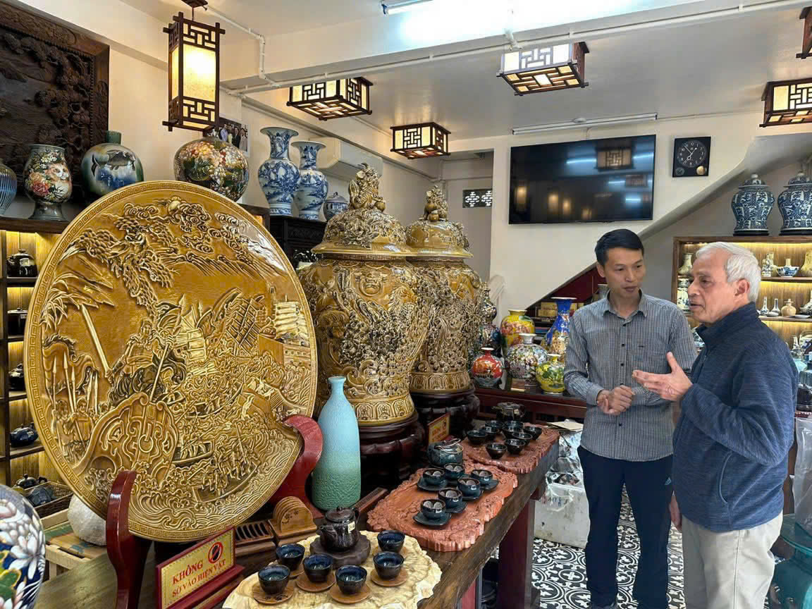 Có duyên được gặp Bác Vũ Huy Thiều - một chuyên gia có uy tín hàng đầu của ngành thủ công mỹ nghệ Việt Nam