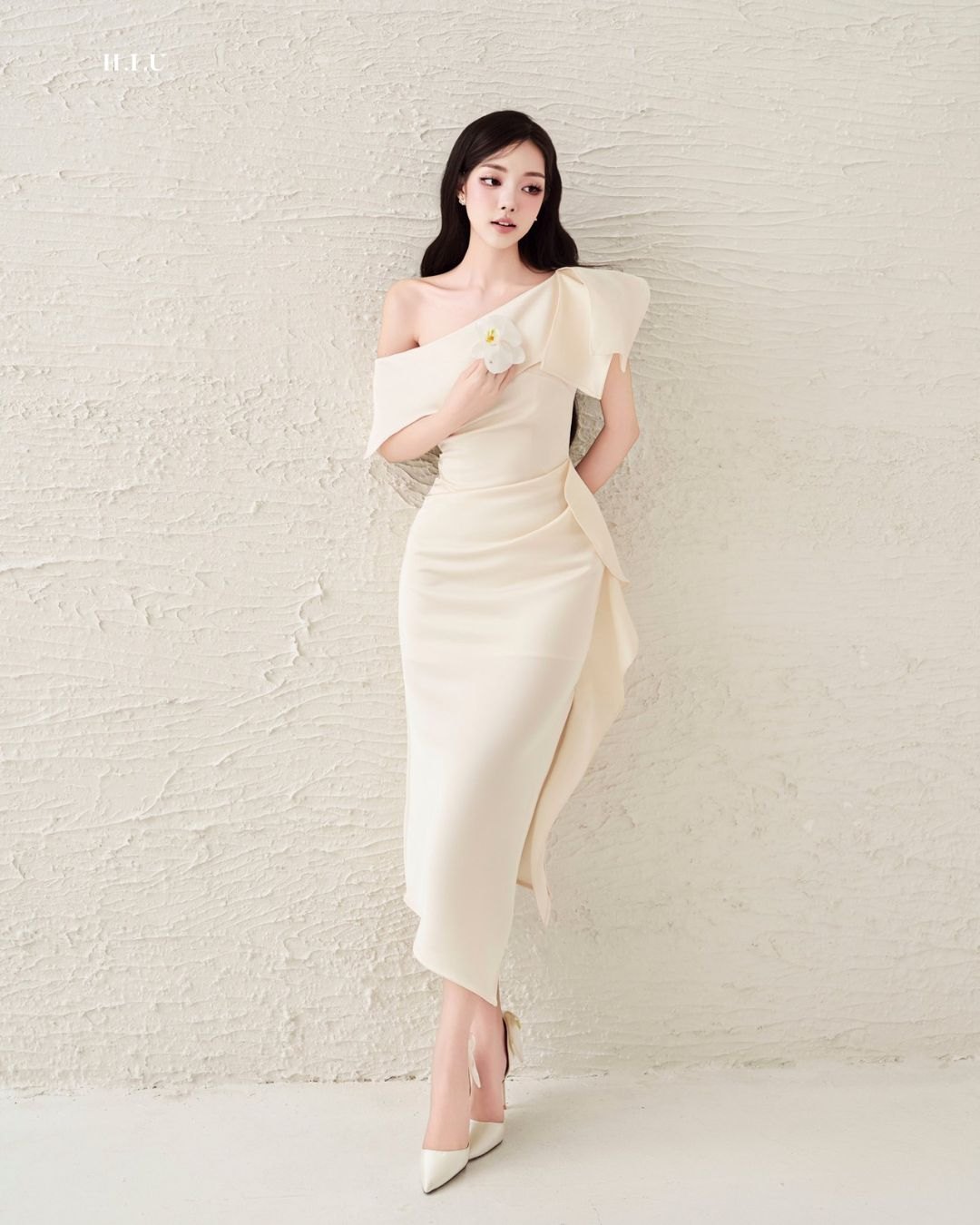 Váy tiệc nữ thiết kế trễ vai Lavie dress lụa taffa cao cấp dáng dài HIU ...