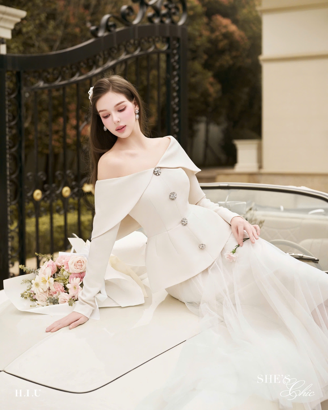 Áo trễ vai thiết kế Chloe’ Top dáng peplum khuy đá cao cấpHIU design