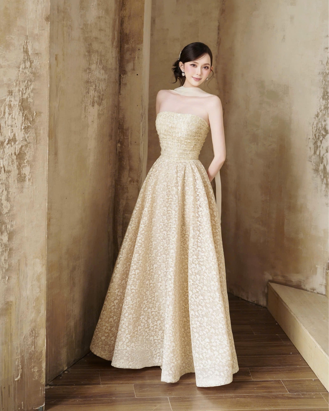 Váy tiệc nữ Renee dress ren vân hoa nhí cao cấp dáng dài midi kèm khăn choàng voan HIU design