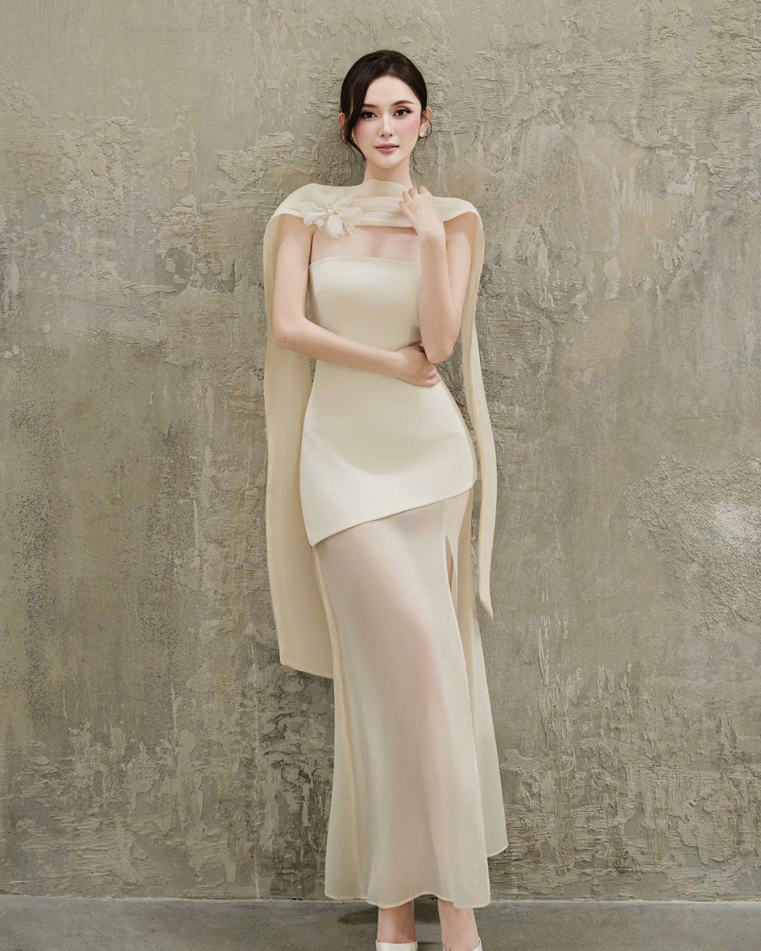 Váy tiệc nữ cup ngực Dari Dress text chun hàn phối voan xẻ midi HIU design