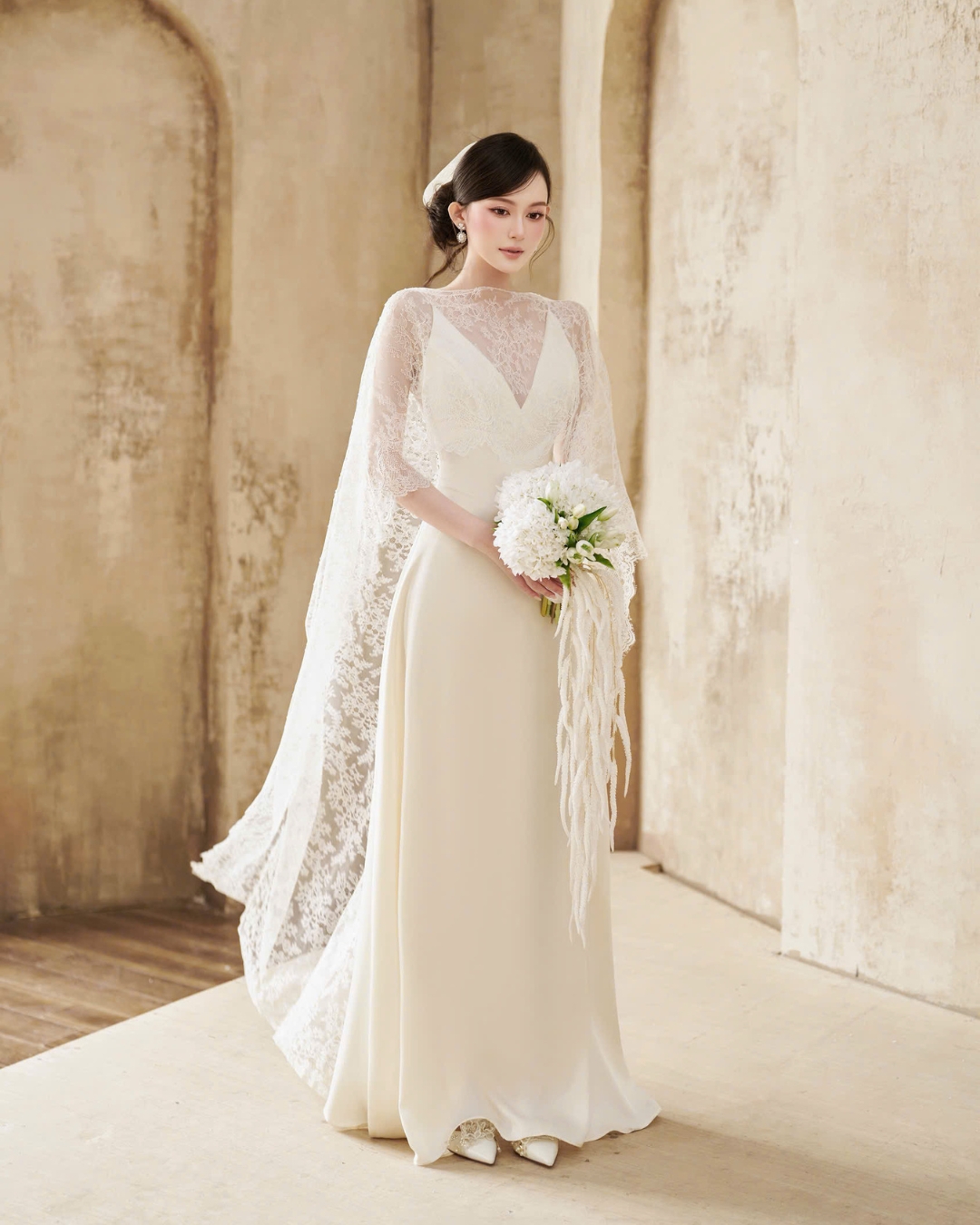 Váy tiệc nữ thiết kế trễ 2 dây kèm choàng ren Jere’ Dress lụa satin cao cấp HIU design