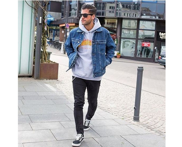 Mix áo hoodie nam với quần jean