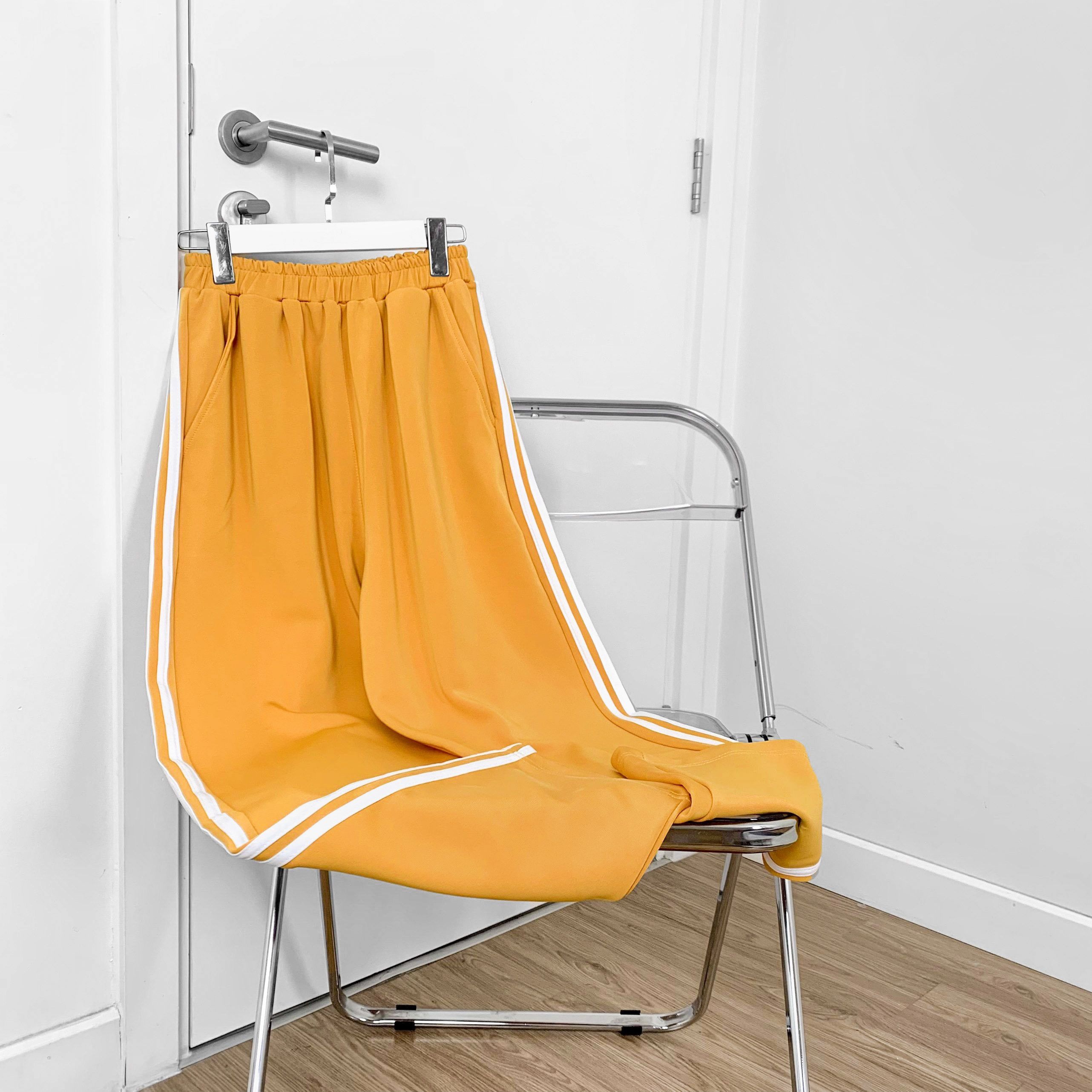 Quần Line Pants - Vàng - M