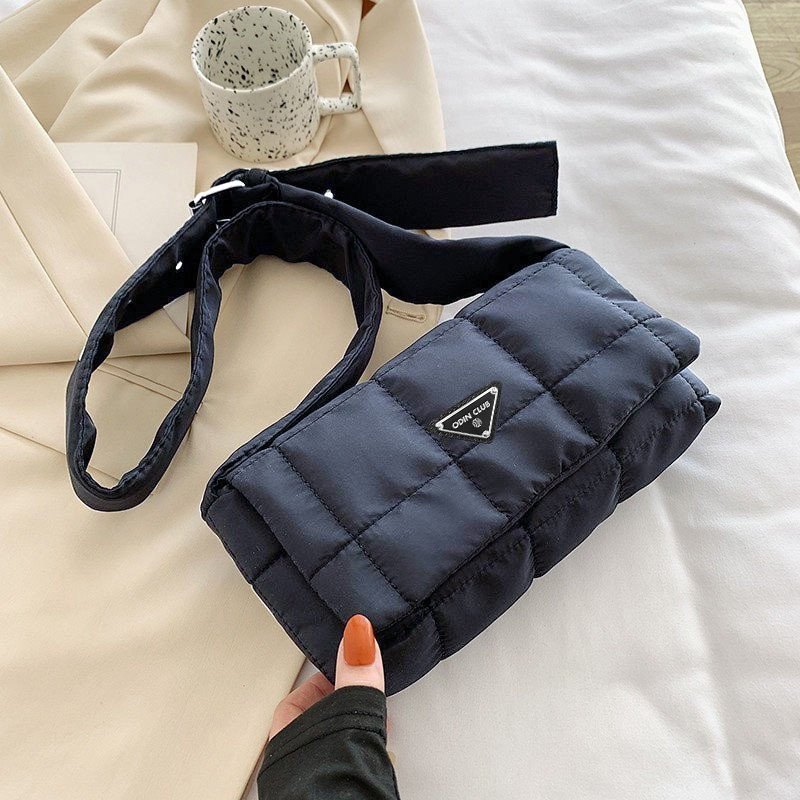 Túi đeo chéo Puffer Odin Club