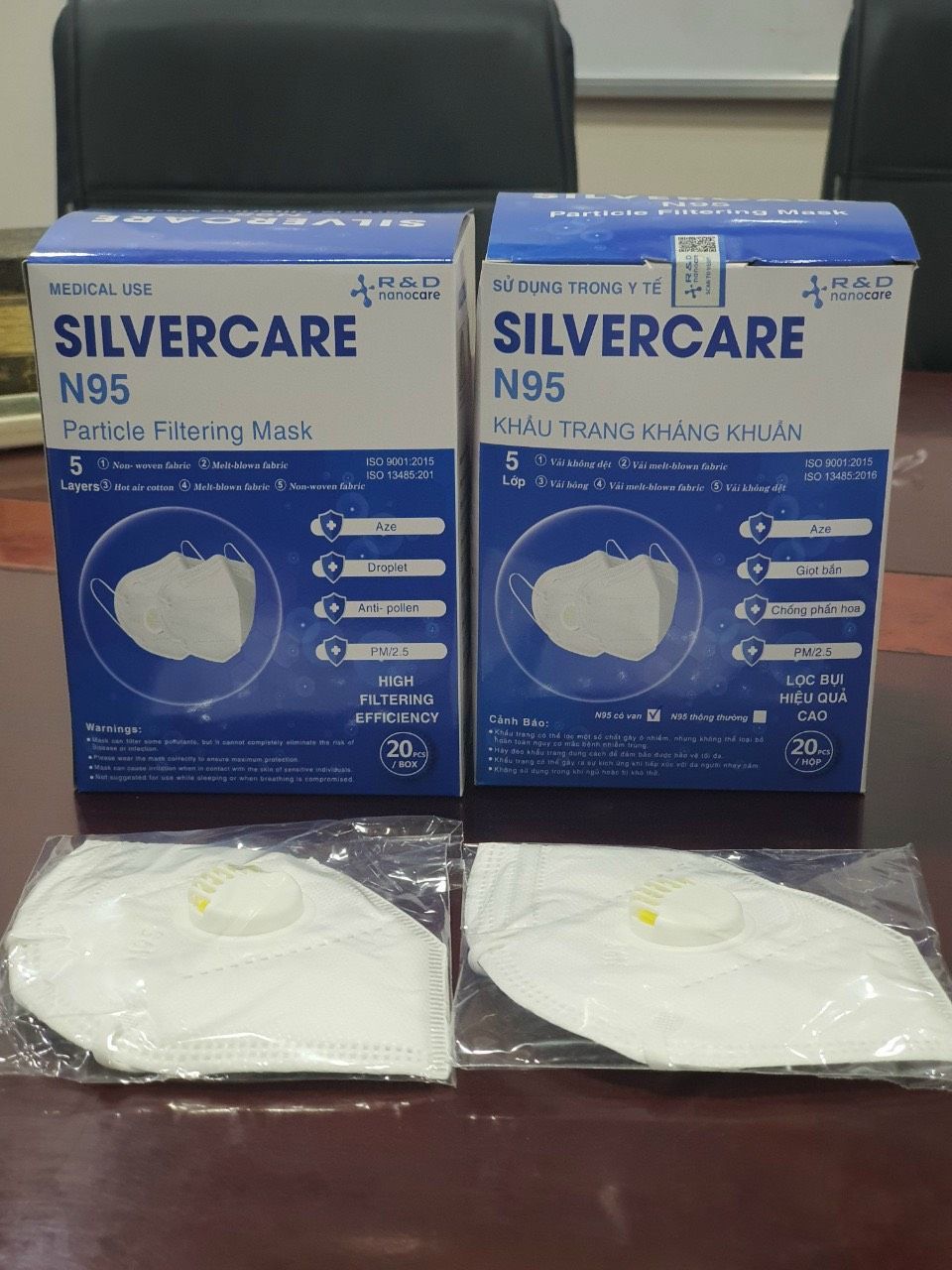 Khẩu trang N95, Silvercare, có van (1Hộp=20 cái)