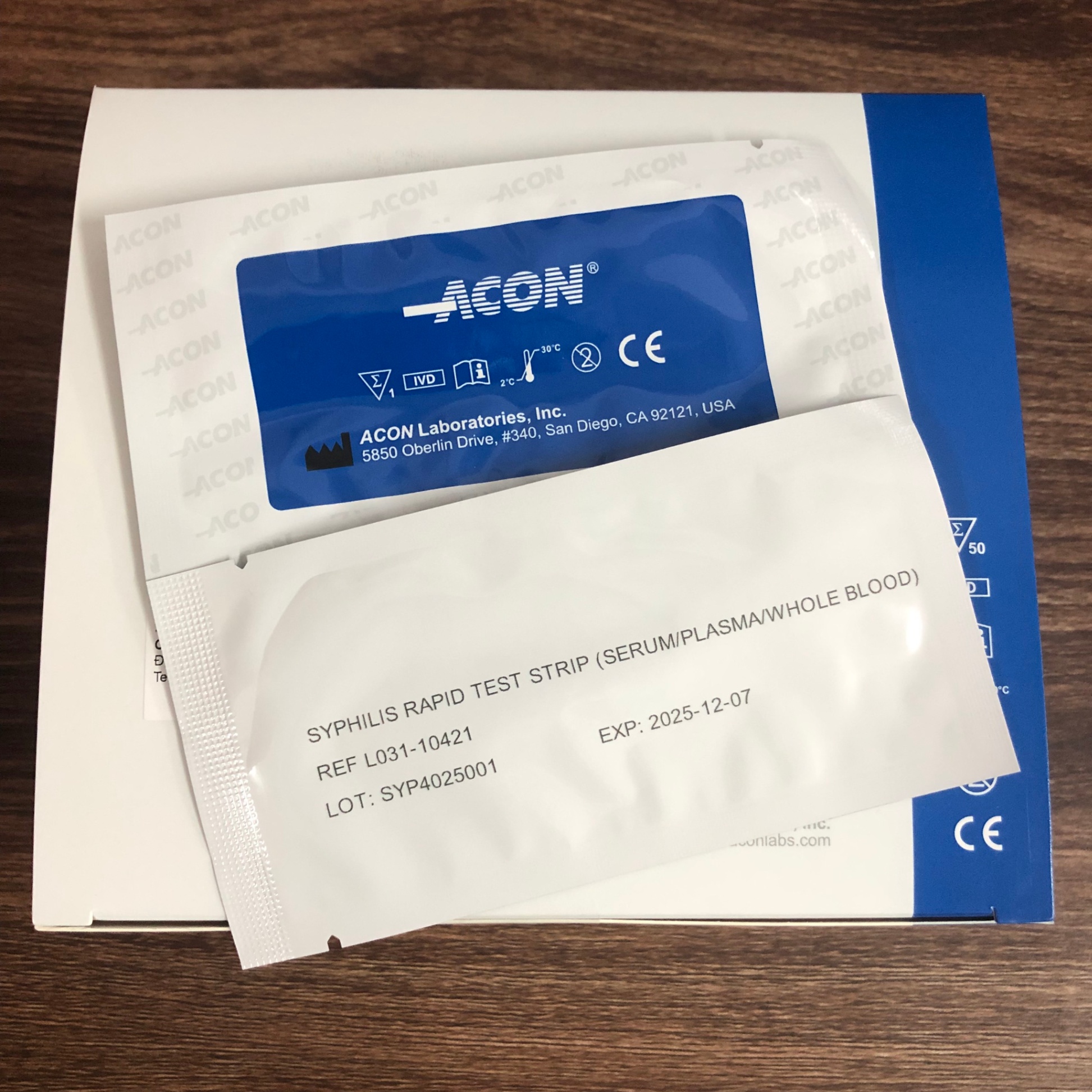 Test xét nghiệm định tính kháng thể Giang mai (Syphillis), ACON Biotech (Hangzhou), Mỹ ( Hộp= 50 Test)