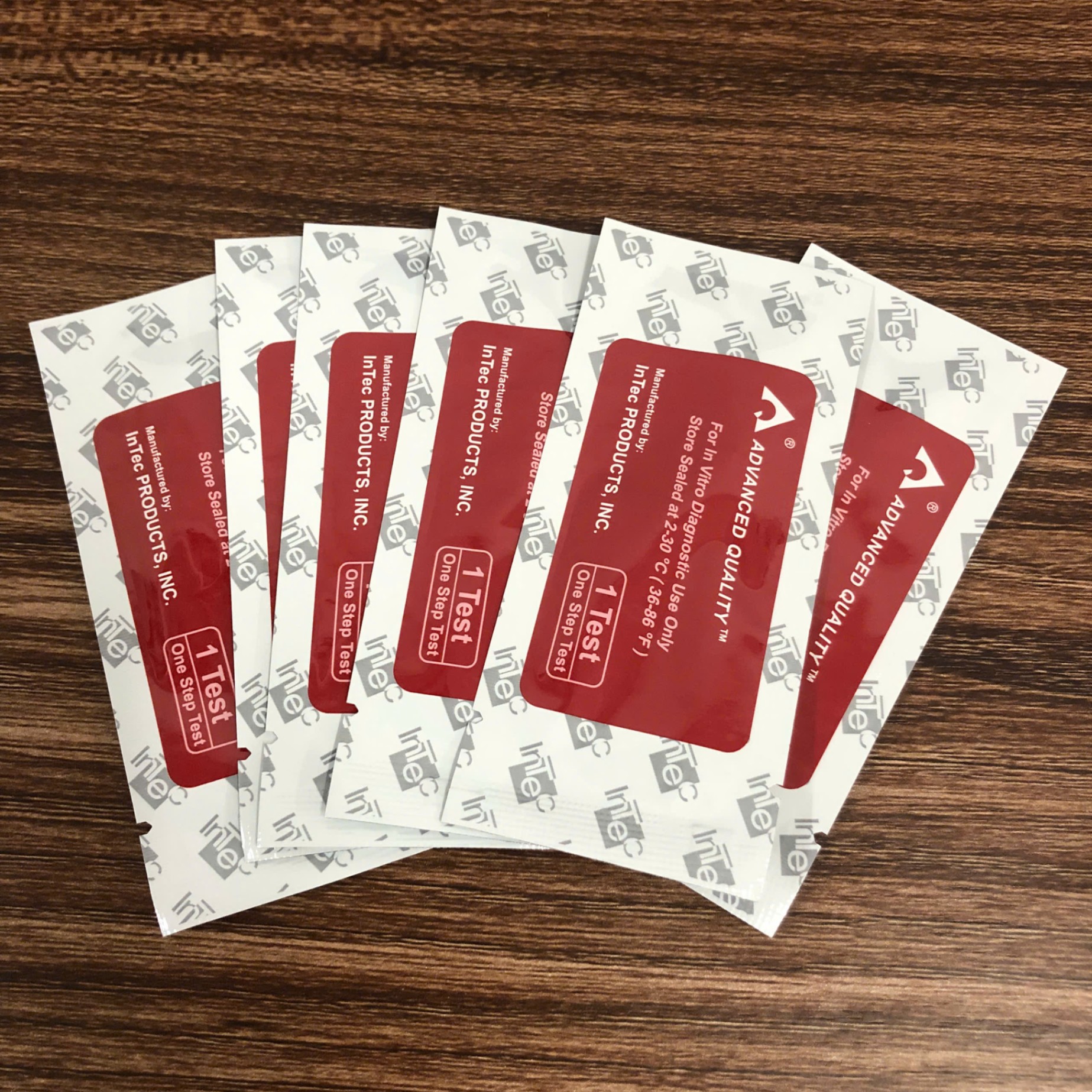 Test nhanh kháng thể đối với kháng nguyên Giang Mai Syphilis InTec TQ (Hộp=50 test)