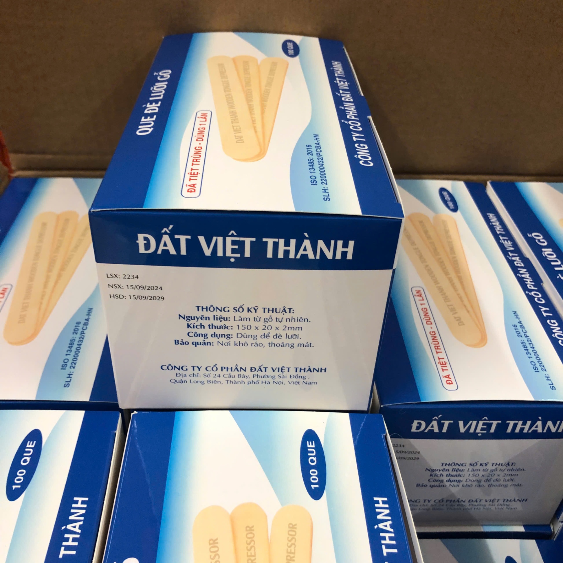 Que đè lưỡi gỗ, Đất Việt Thành, Việt nam (Hộp=100 cái)