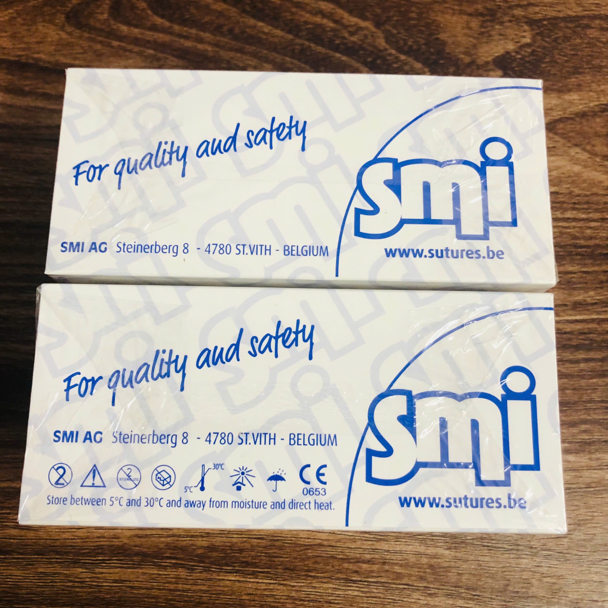 Chỉ surgicryl 910 số 1, SMI AG (Hộp=12 sợi)