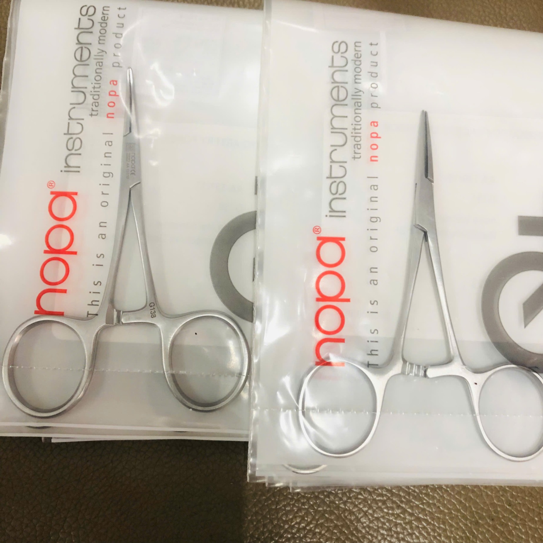 Bộ dụng cụ phẫu thuật 18 món, Nopa Đức