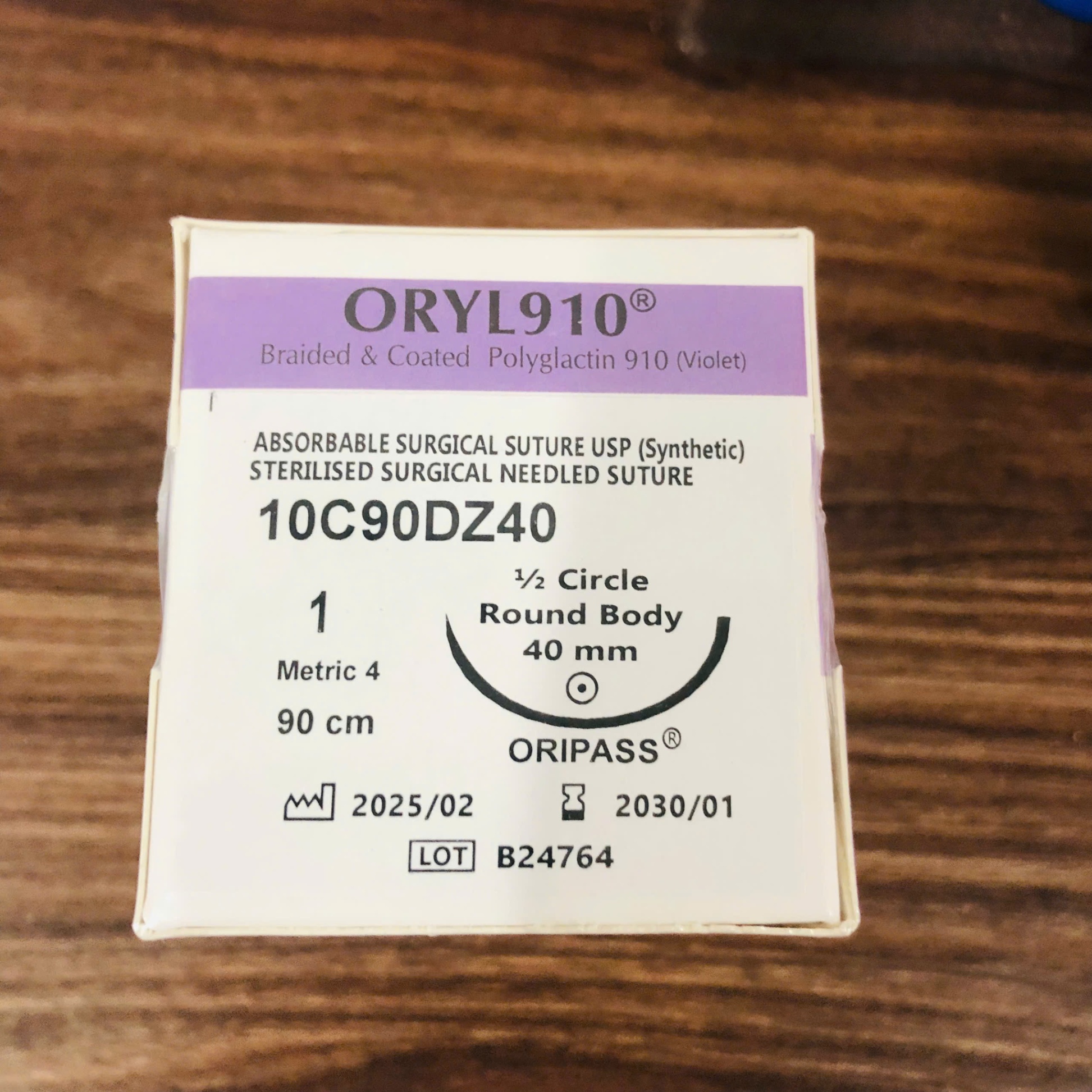 Chỉ phẫu thuật Oryl 910 số 1, Orion Sutures Ấn độ (Hộp=12 sợi)