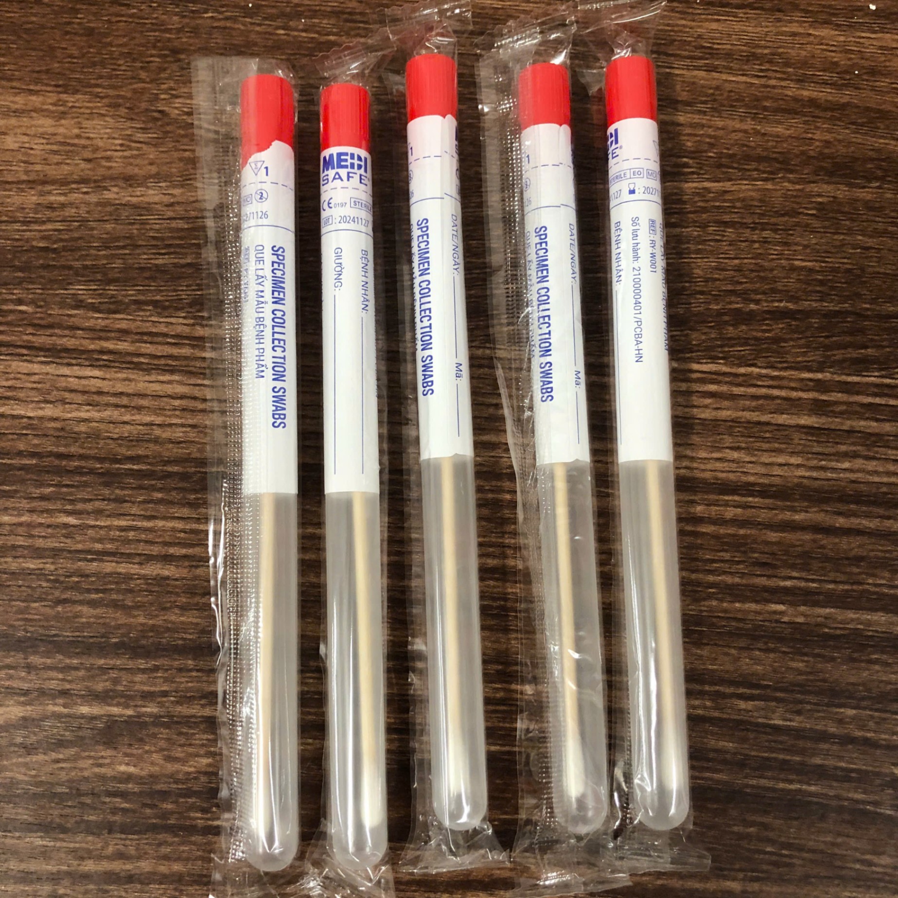 Que lấy mẫu bệnh phẩm cán gỗ, Jiangsu Rongye, Trung Quốc (Túi=100 cái, Thùng=2000 cái)