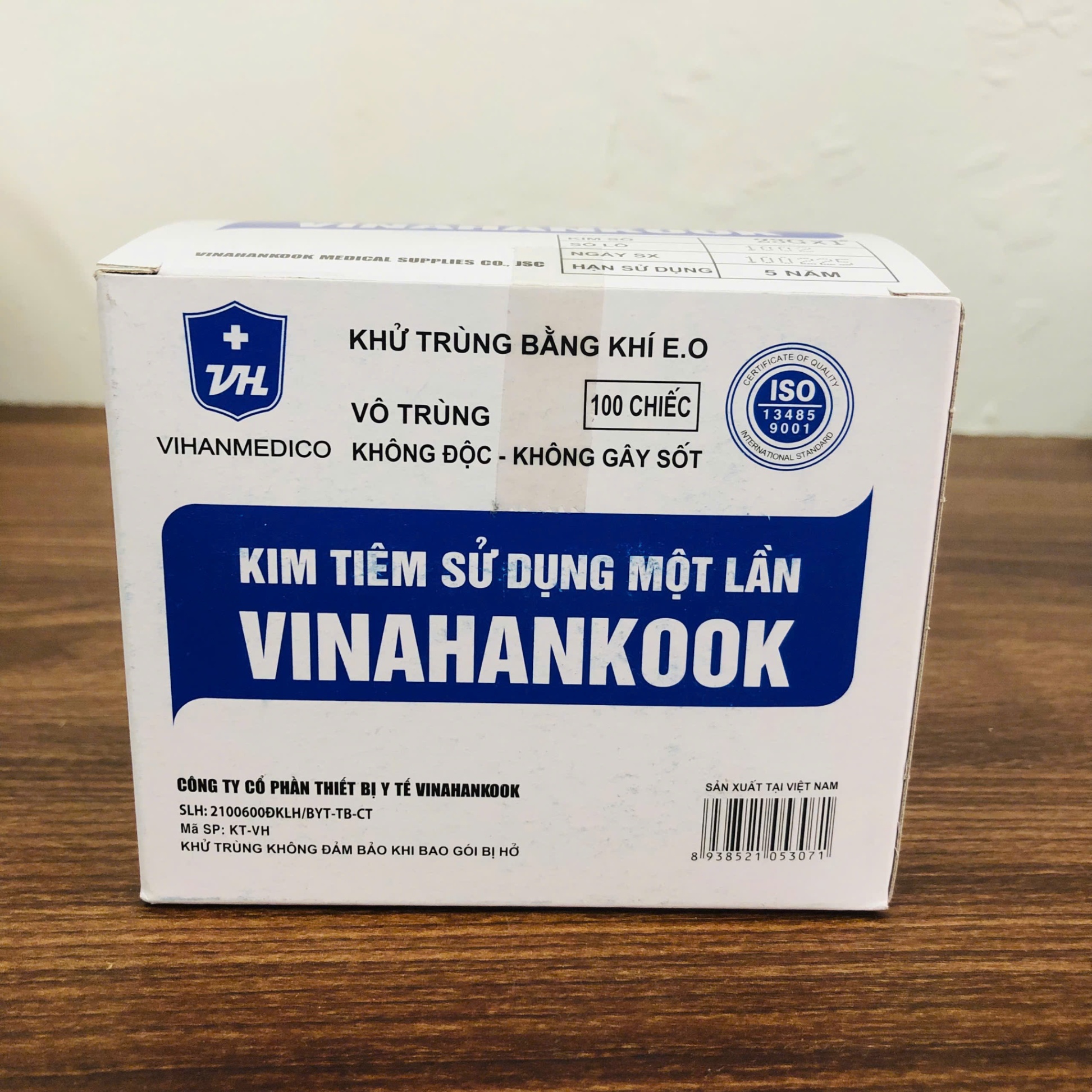 Đầu bơm tiêm lấy thuốc Vinahankook (Hộp=100 kim, Thùng=10.000 kim)