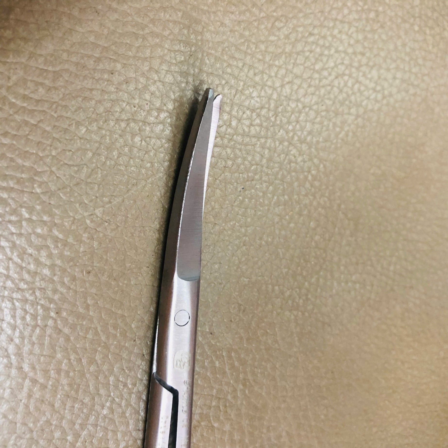 Kéo cong nhọn 12cm, Prime Tech Surgico; Pakistan (Túi =1 cái)