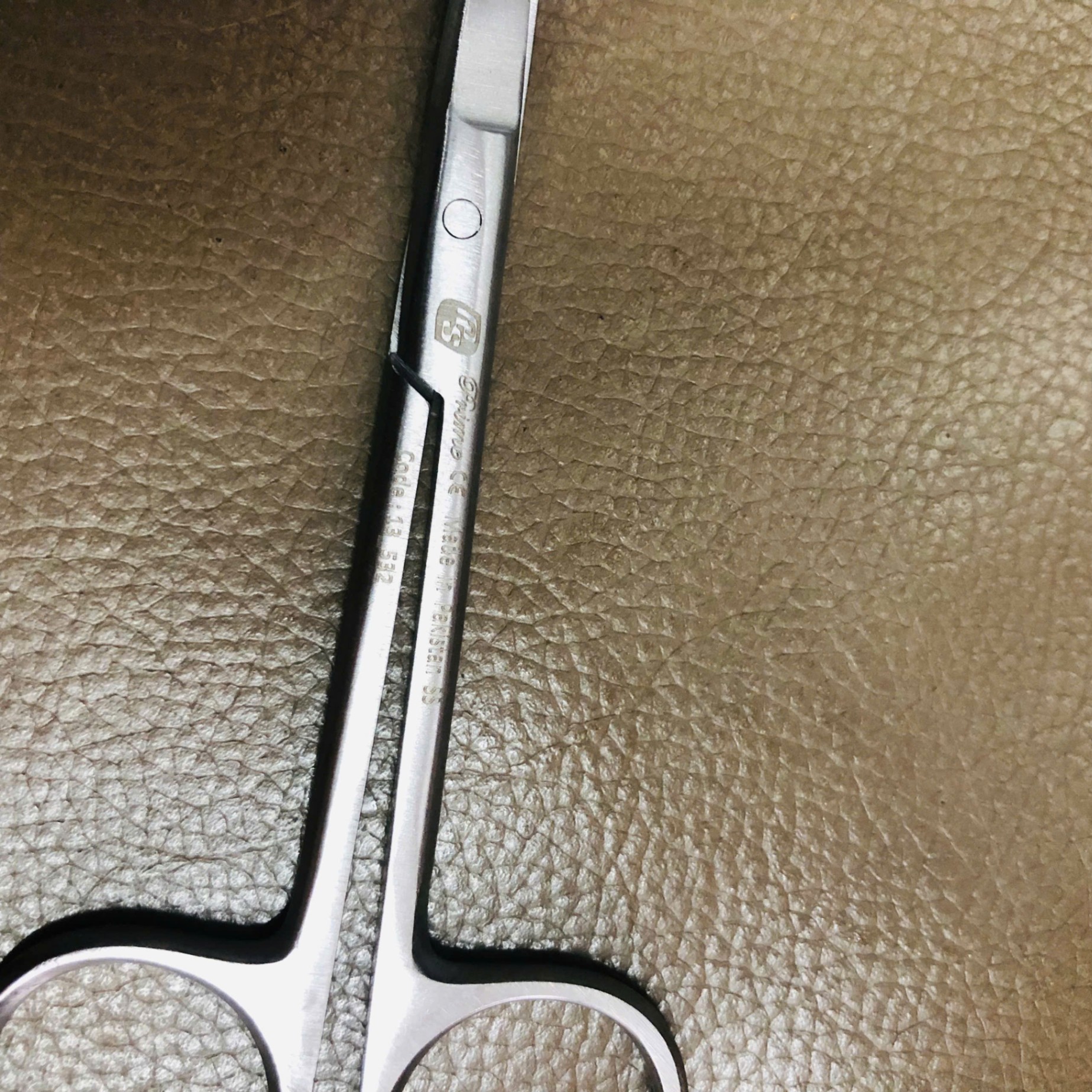 Kéo cong nhọn 12cm, Prime Tech Surgico; Pakistan (Túi =1 cái)
