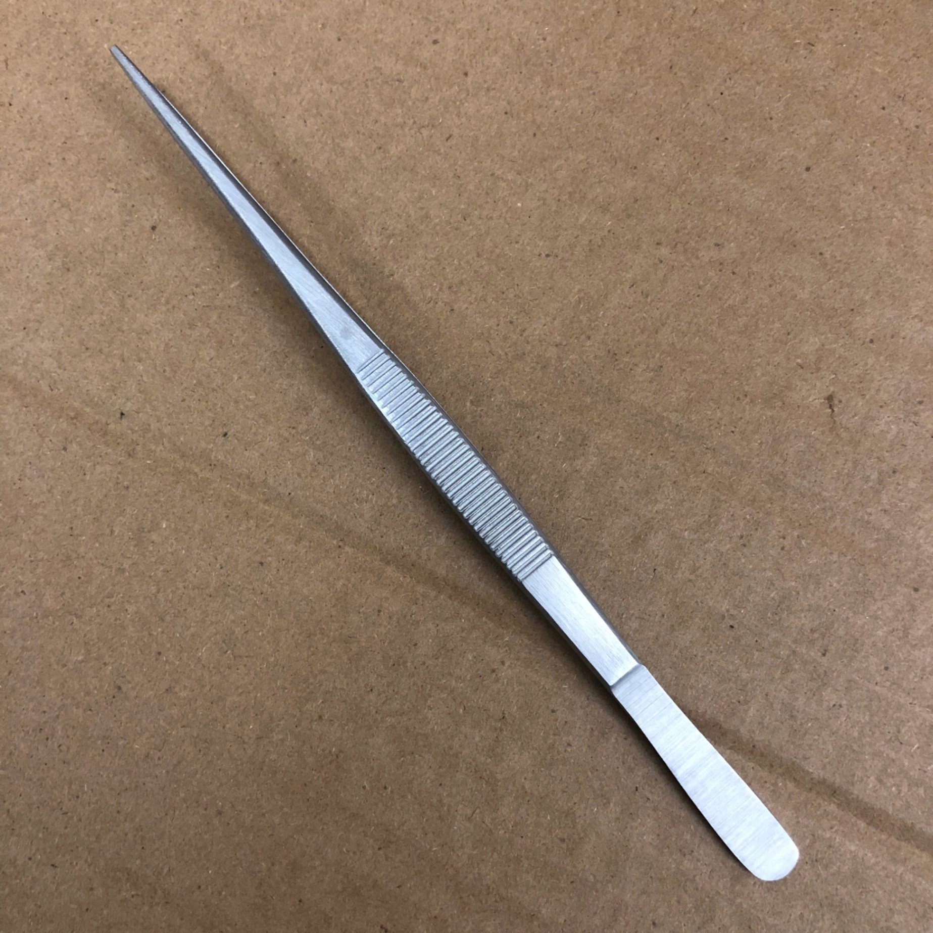 Kẹp phấu tích không mấu 16 cm đầu nhỏ