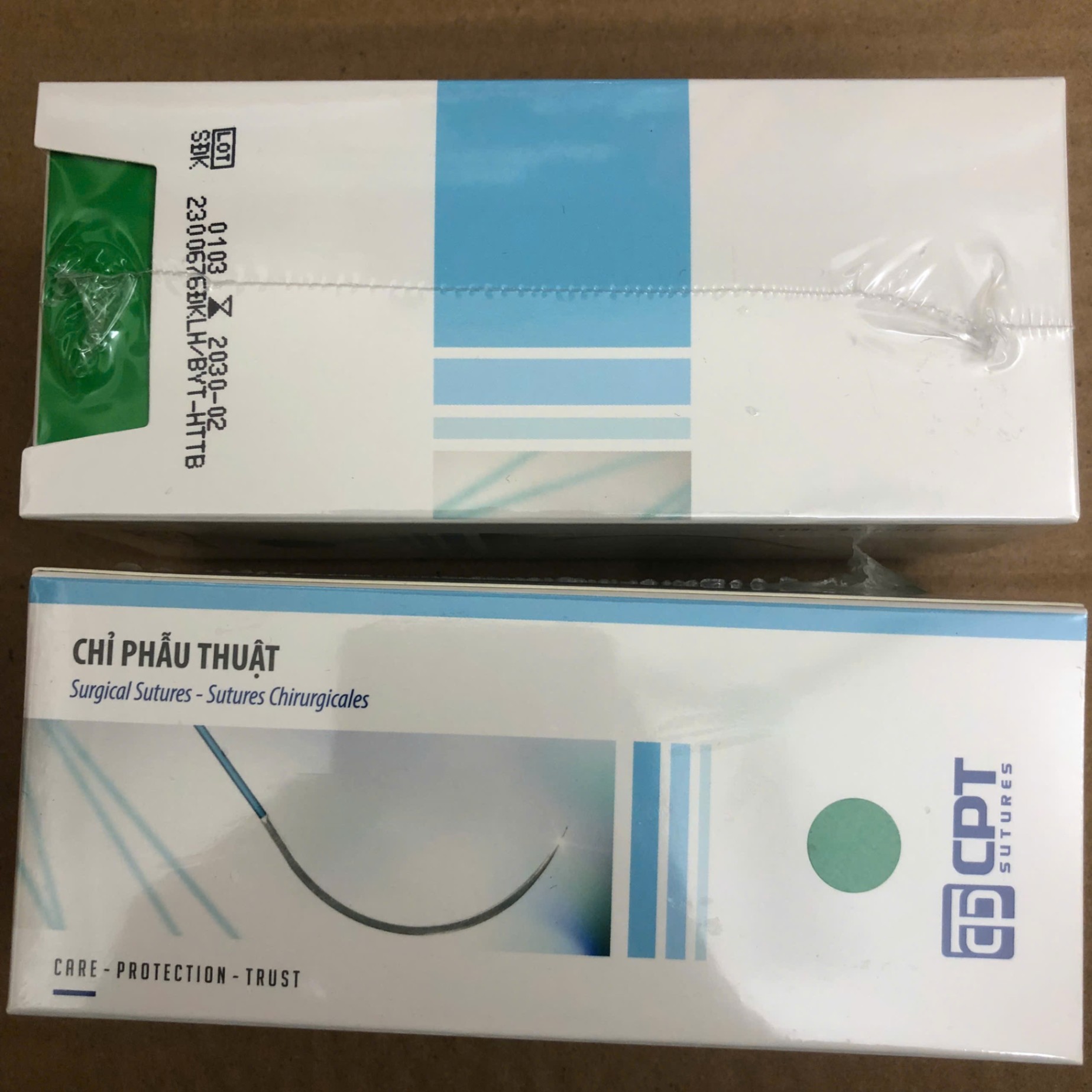 Chỉ Nylon số 10/0 M02HH06L30 CPT; Việt Nam (Hộp = 12 sợi)