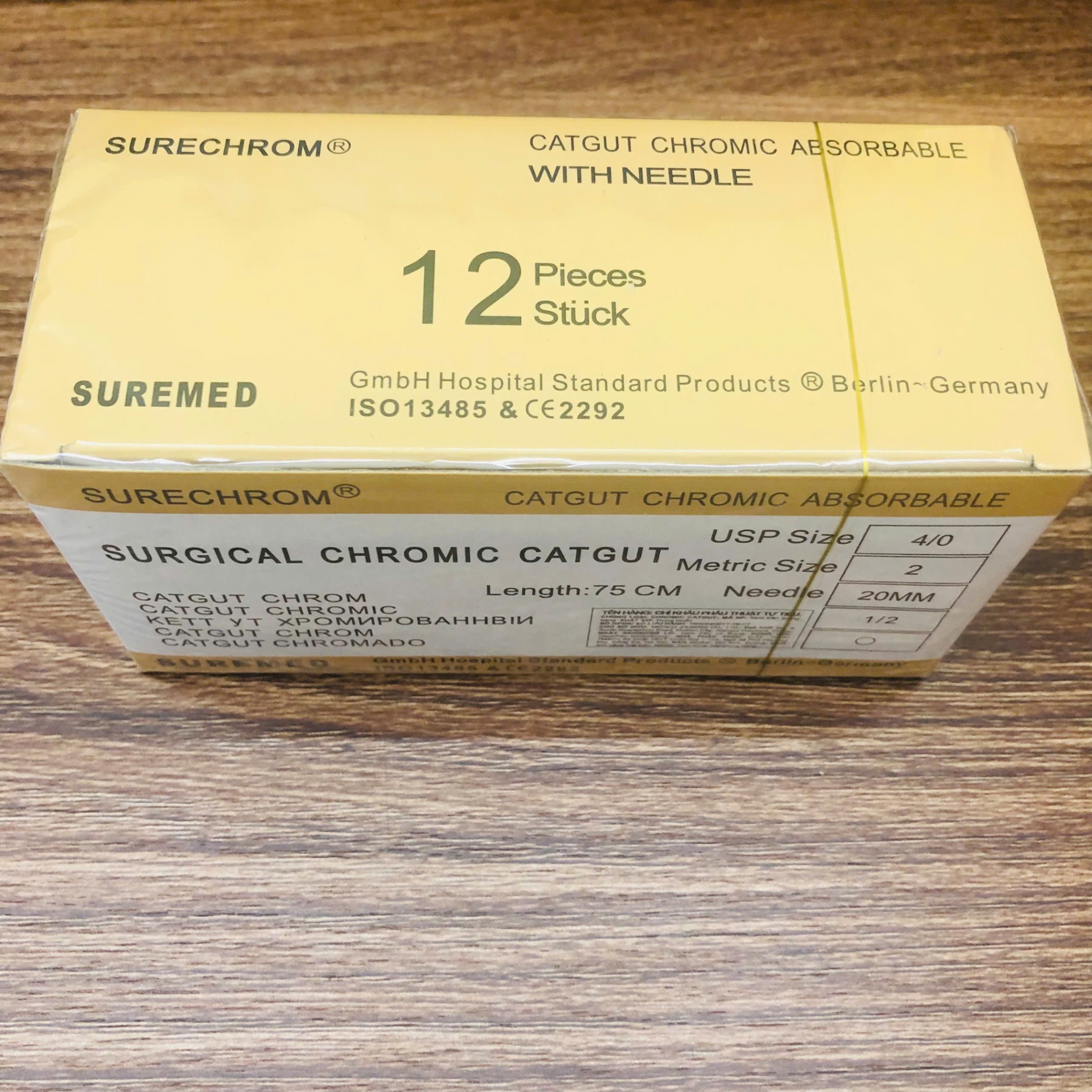 Chỉ khâu phẫu thuật tự tiêu liền kim vô trùng Catgut Chromic (Hộp=12 sợi)