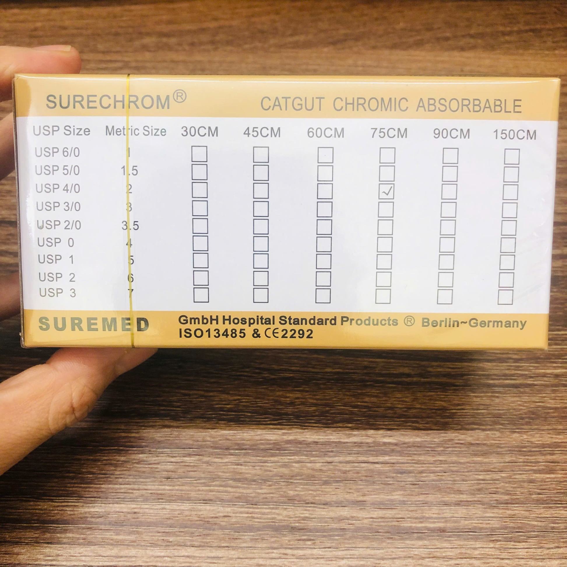 Chỉ khâu phẫu thuật tự tiêu liền kim vô trùng Catgut Chromic (Hộp=12 sợi)